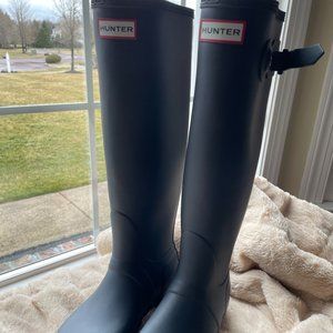 Hunter tall rain boots size 7 women color: Hunter Green